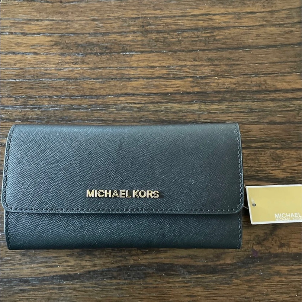 Michael Kors NWT Brand NewJet Set Wallet